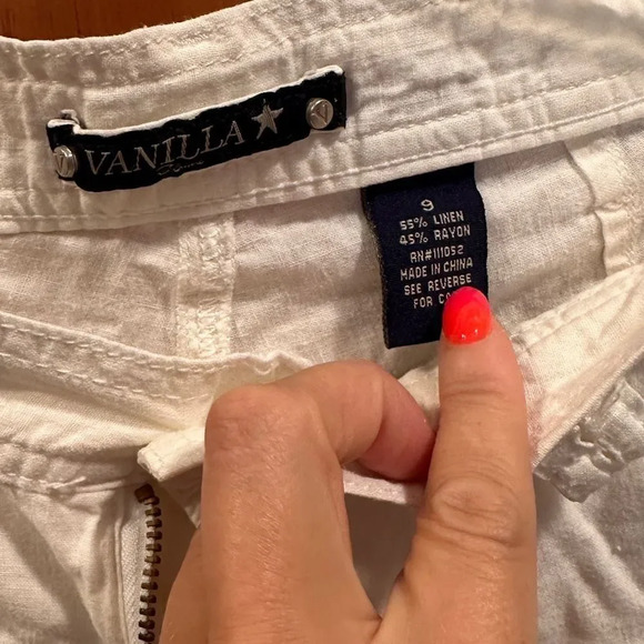 Vanilla linen cargo shorts white women’s size 9 - Picture 2 of 3